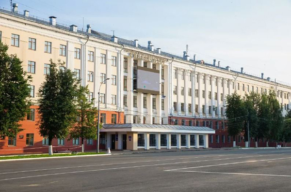 Здание Вятского государственного университета